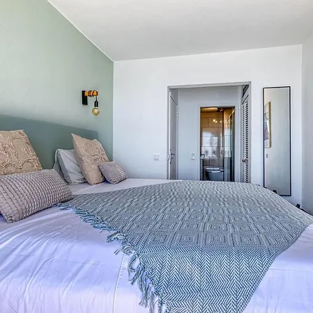 Stars - With A Breath-taking View *